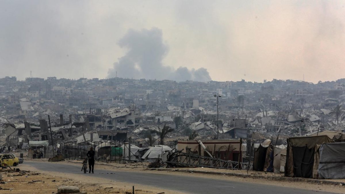 Katil İsrail'in saldırdığı Gazze'de son 24 saatte 8 kişi hayatını kaybetti