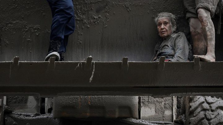 Nepal'deki selde yaşamını yitirenlerin sayısı 1287'ye çıktı