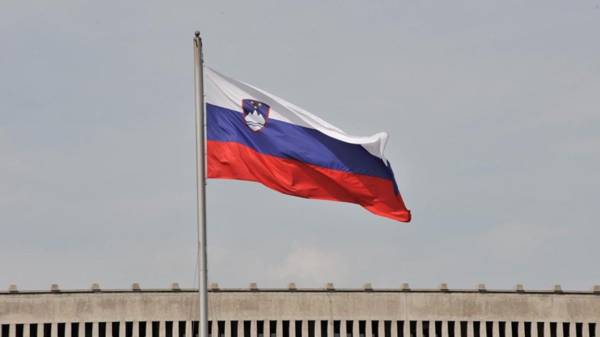 Slovenya'da muhalefet, İsrail'le yakınlaşma nedeniyle Dışişleri Bakanı hakkında gensoru önergesi verecek