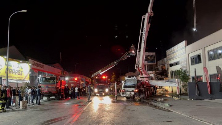 Eskişehir'de iş yerinde çıkan yangın söndürüldü