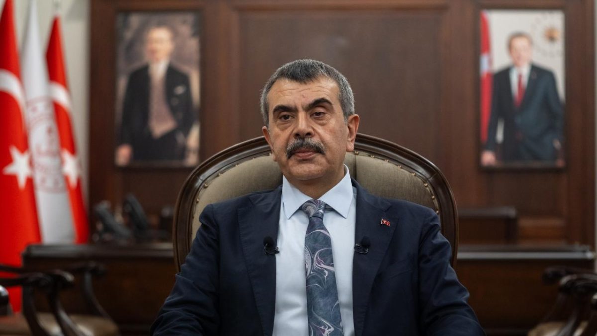Bakan Tekin: Okul güvenliğini eğitimin asli şartlarından birisi olarak görüyoruz