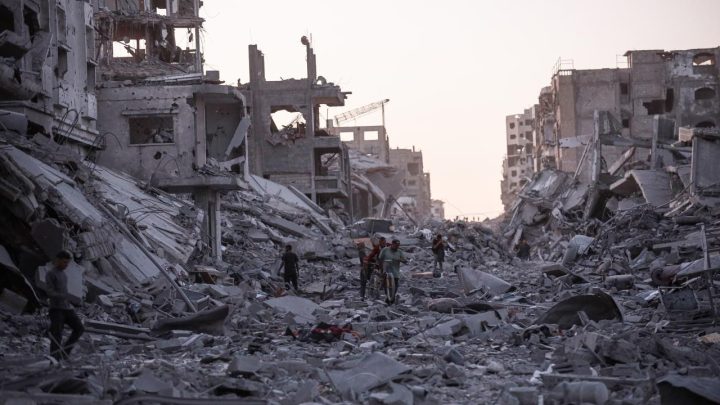 Katil İsrail'in Gazze Şeridi'ne düzenlediği saldırılarda can kaybı 74 bin 377'ye yükseldi