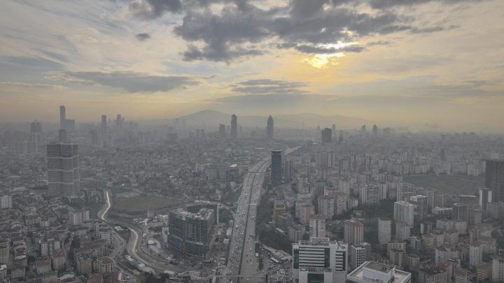 İstanbul'da hava kirliliği arttıkça hastane başvuruları da artıyor