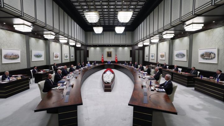 Kabine yoğun gündemle Beştepe'de toplanacak