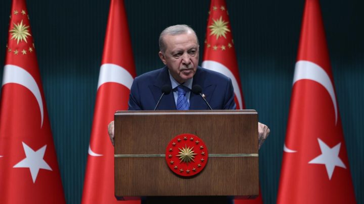 Cumhurbaşkanı Erdoğan: Türkiye, alengirli işlerle kendisine operasyon çekilmesine izin vermez