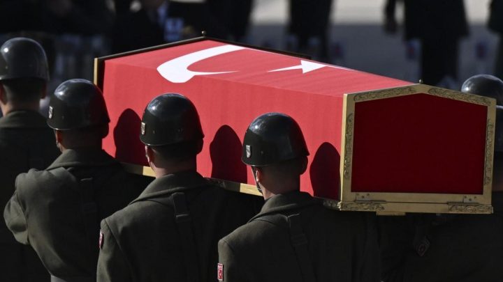 Bir askerimiz şehit oldu