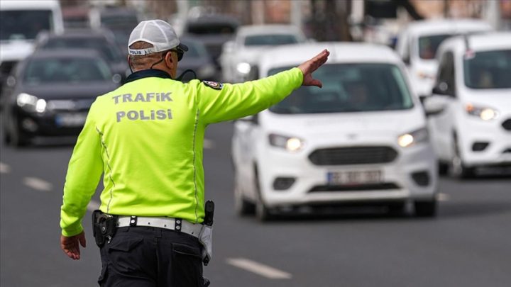 İstanbul'da bazı yollar trafiğe kapatılacak