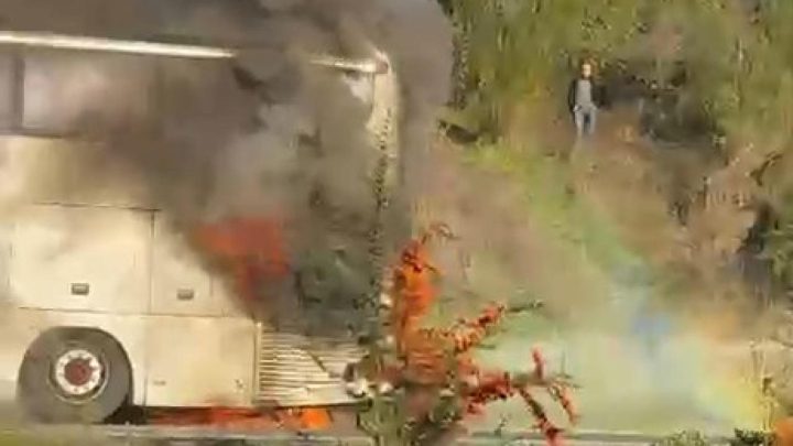 İstanbul'da yolcu otobüsünde yangın